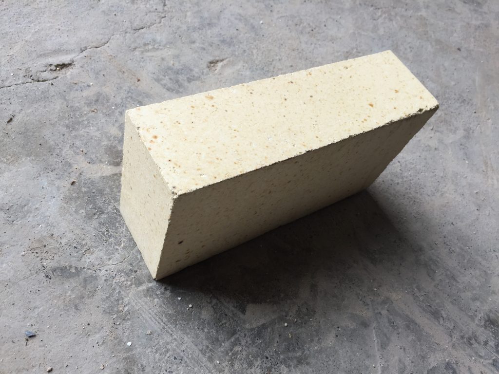 輕質莫來石保溫磚供應商_高鋁磚供應商_廠家直銷-鄭州平順耐材 莫來石保溫磚_莫來石磚價格_莫來石聚氫保溫磚